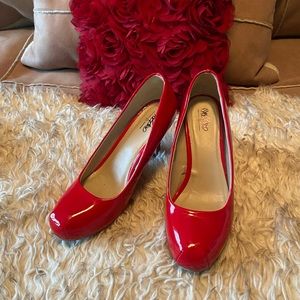 Brand new Mossimo heel